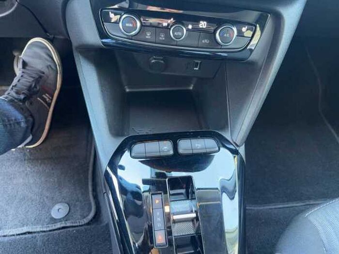 Opel Corsa -e 5T Edition Elektro Kamera LED PDC SHZ umv.