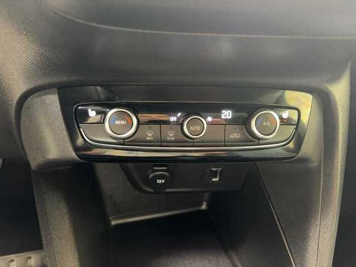 Opel Corsa Klimaautomatik LED PDC hinten Winterpaket