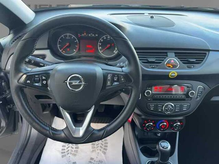 Opel Corsa Edition Klimaautomatik Winterpaket PDC hinten