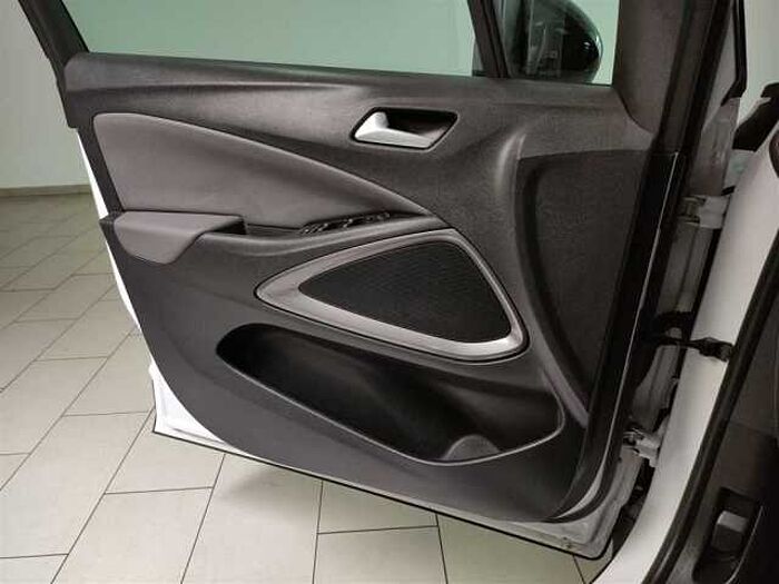 Opel Crossland X 1.2 INNOVATION Panoramadach Sitzheizung Parksensoren Klimaautom.