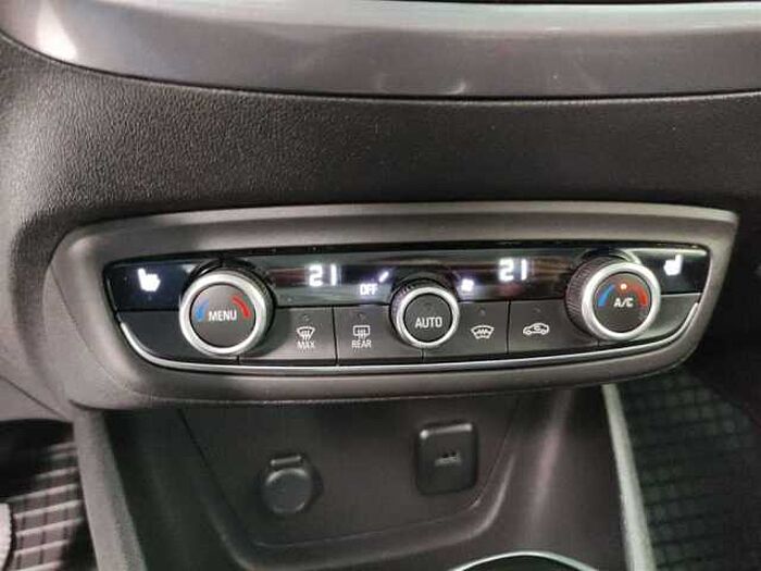 Opel Crossland X 1.2 INNOVATION Panoramadach Sitzheizung Parksensoren Klimaautom.
