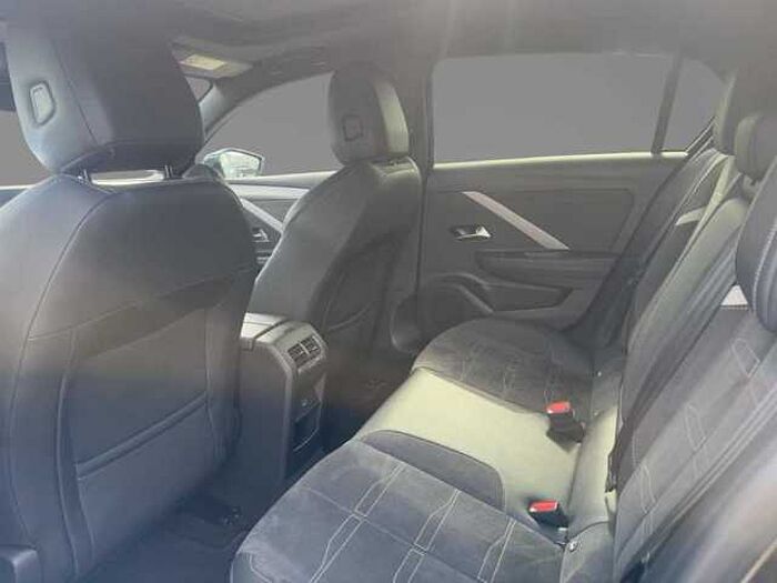 Opel Astra ULTIMATE Plugin Hybrid NaviPro, Kamera, Panoramadach