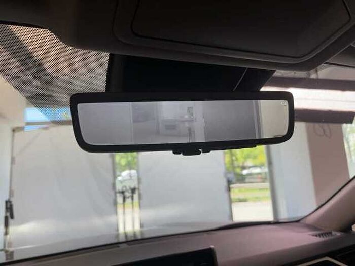 Toyota RAV 4 2.5H Team Deutschland Kamera LED Navi Keyless PDC
