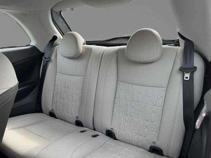 Fiat 500 La Prima *PDC* *Rückfahrkamera* *Keyless-Go* *Torwinkel-Assistent* *Schiebed