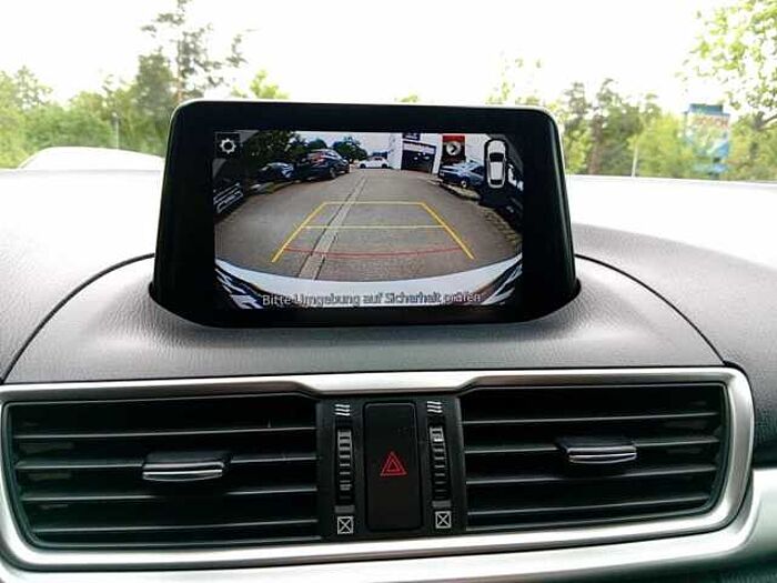 Mazda 3 Signature Head Up, Kamera, Navi, Sitzheizung,