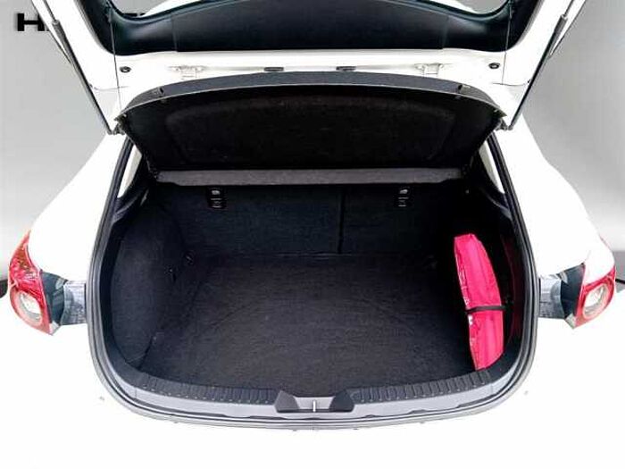 Mazda 3 Signature Head Up, Kamera, Navi, Sitzheizung,