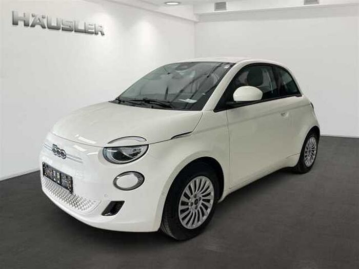 Fiat 500e 'Neuer 500' Navi, Parksensoren, CarPlay, Sitzheizung