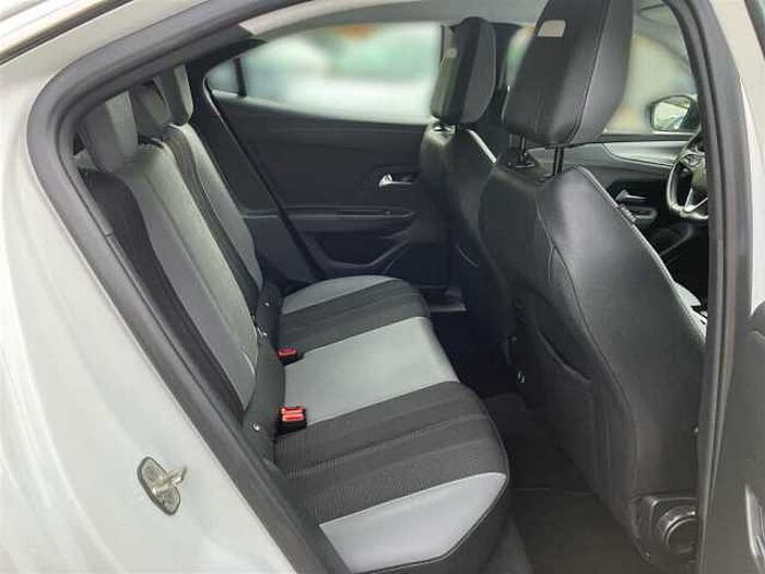 Opel Mokka 1.2T Elegance Kamera LED PDC Sitz+Lenkradheizung