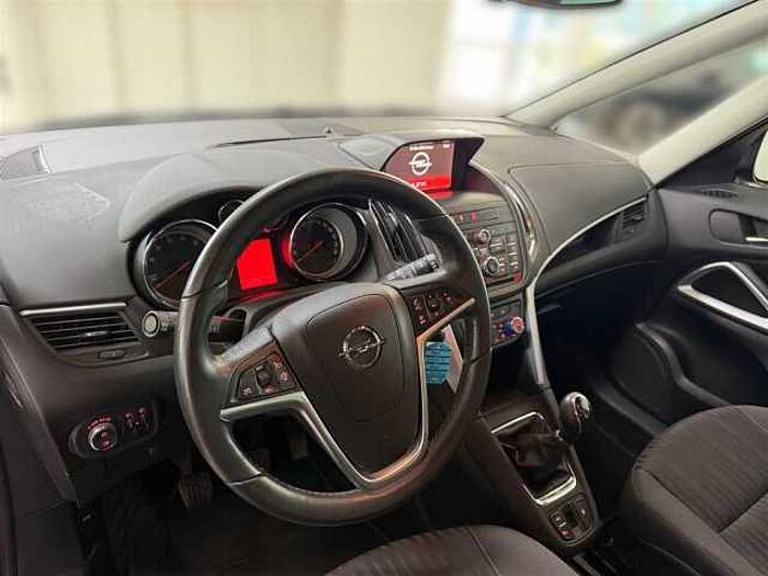 Opel Zafira Edition/1.4/Klimaaut. /Navi/PDC/Kamera/7 Sitzer