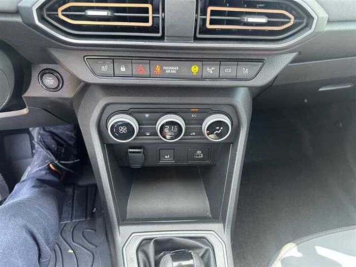 Dacia Jogger Extrema Hybrid Kamera LED PDC SHZ Carplay uvm.