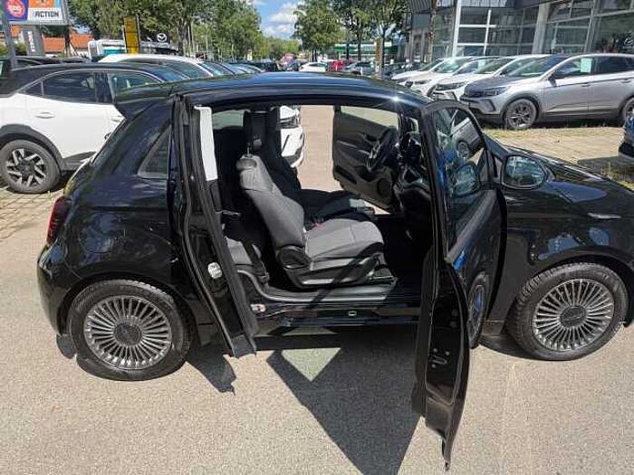 Fiat 500e 3+1 ICON Kamera,Klimaautom.,Keyless-Go