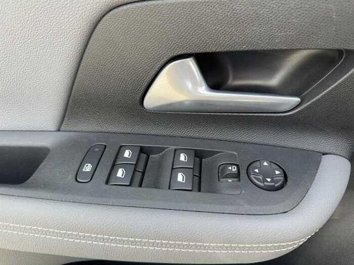 Opel Mokka Elegance 130Ps Aut. Navi Kamera LED PDC SHZ Carplay uvm.