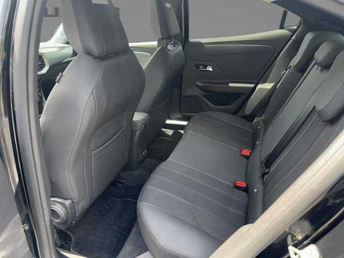 Opel Mokka Elegance 130Ps Aut. Navi Kamera LED PDC SHZ Carplay uvm.