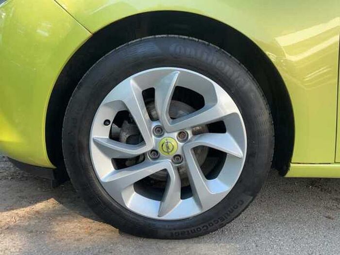 Opel Adam 1.4 Klima, Sitz u. Lenkradheizung, Einparkhilfe hinten,