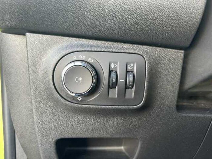 Opel Adam 1.4 Klima, Sitz u. Lenkradheizung, Einparkhilfe hinten,
