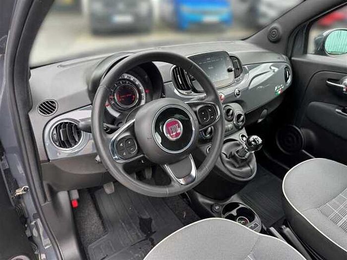 Fiat 500 Lounge 1.0 Hybrid GSE PDC Tempomat Klima Carplay uvm.