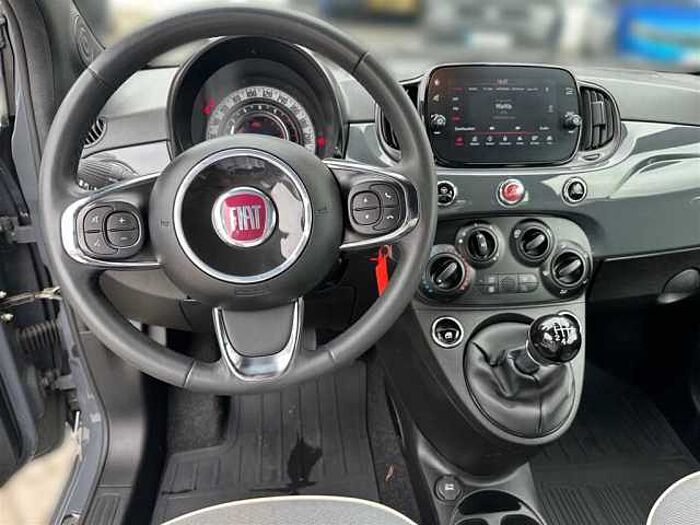 Fiat 500 Lounge 1.0 Hybrid GSE PDC Tempomat Klima Carplay uvm.