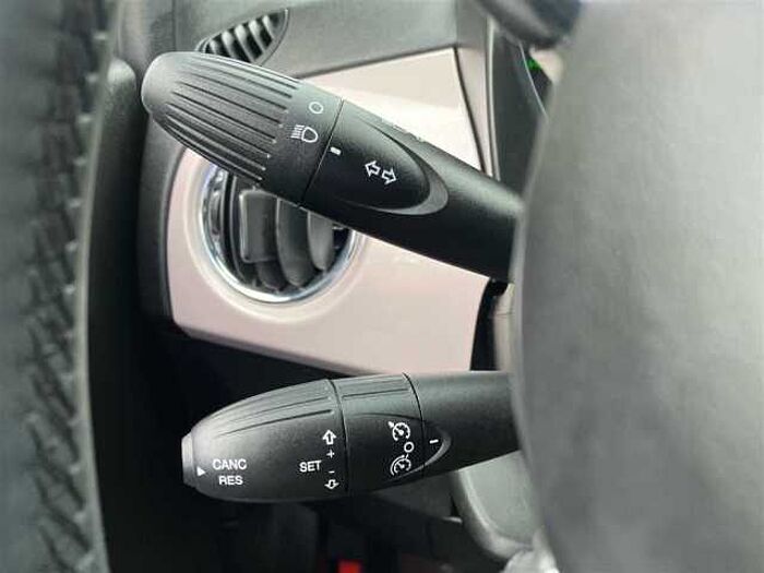 Fiat 500C 1.0 Hybrid Dolcevita PDC Klima CarPlay Tempomat