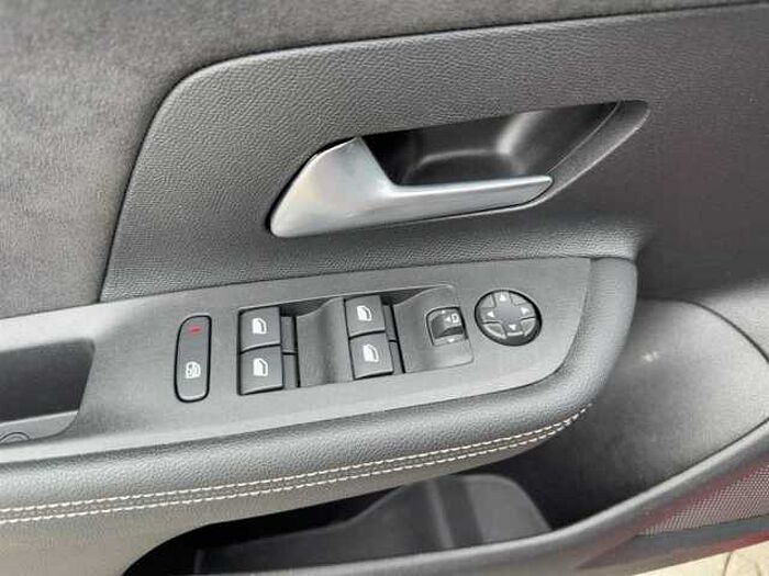 Opel Mokka Ultimate 130Ps Navi LED PDC ACC Carplay Leder uvm.