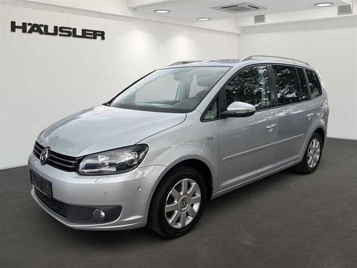 Volkswagen Touran 1.6 TDI *Navi* *PDC* *SHZ* *Klimaanlage* *Tempomat* *Berganfahr-Assistent