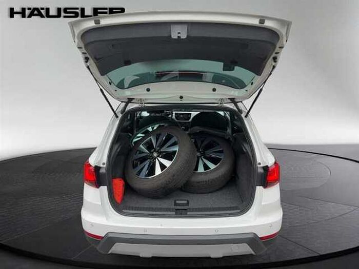 SEAT Ibiza *Navi* *PDC* *Rückfahrkamera* *Induktionsladeschale* *Berganfahr-Assistent