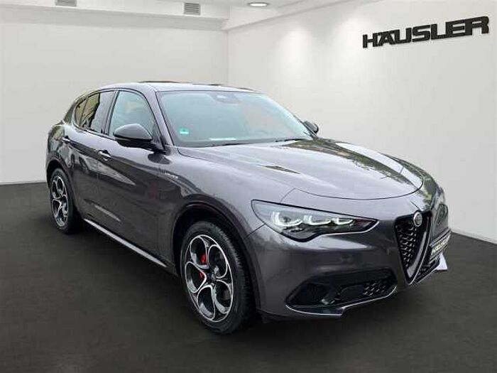 Alfa Romeo Stelvio 2.2D AT Veloce ACC PDC Kamera Navi Sitz+Lenkradheizung