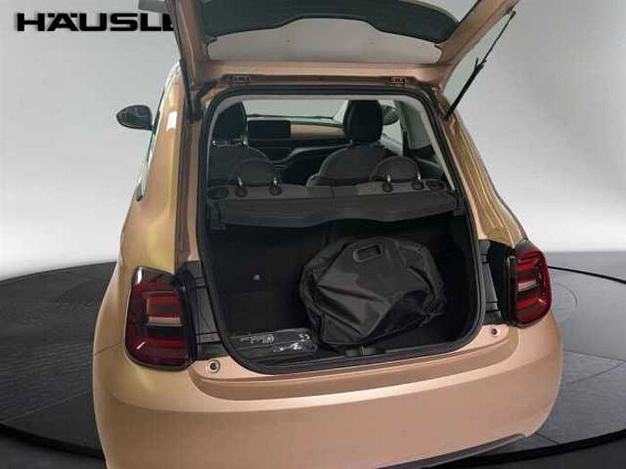 Fiat 500e ICON Rückfahrkamera Klimaautomatik Panoramadach Navi