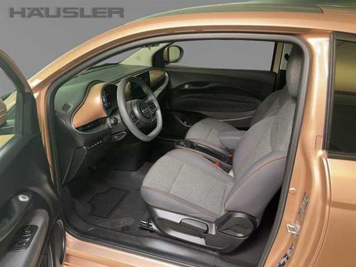 Fiat 500e ICON Rückfahrkamera Klimaautomatik Panoramadach Navi