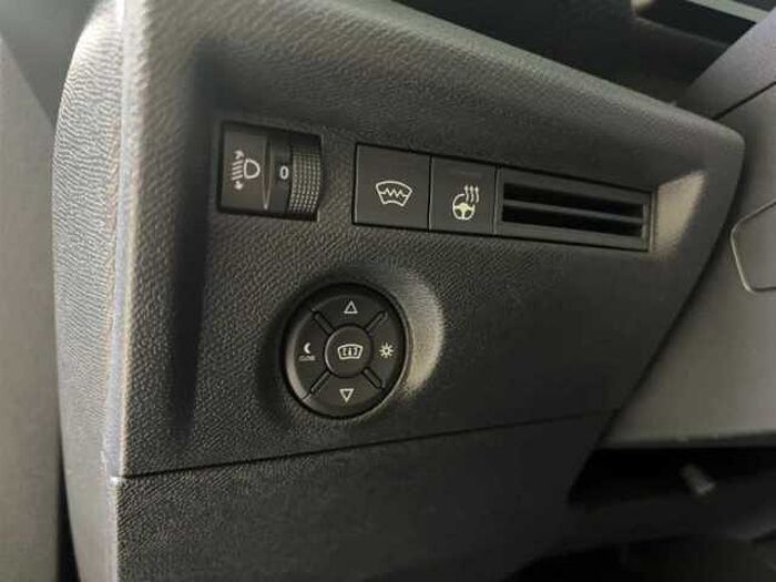 Citroen C4 PT 1.2 Automatik Kamera Klimaautomatik LED Navi