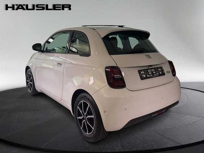 Fiat 500e PDC Rückfahrkamera Klimaautomatik Sitzheizung