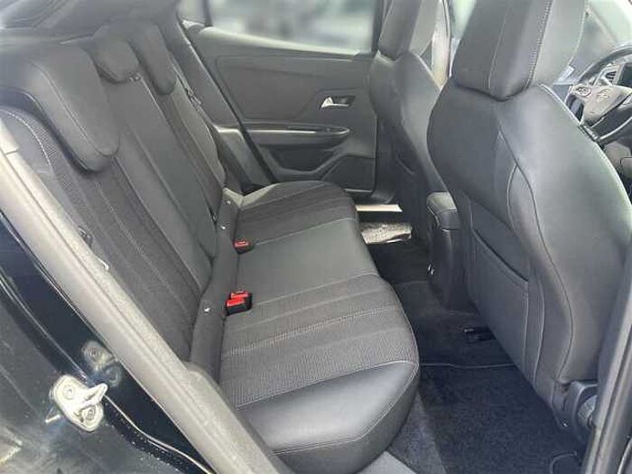 Opel Mokka Elegance 130Ps Automatik Navi Kamera LED ACC Carplay uvm.