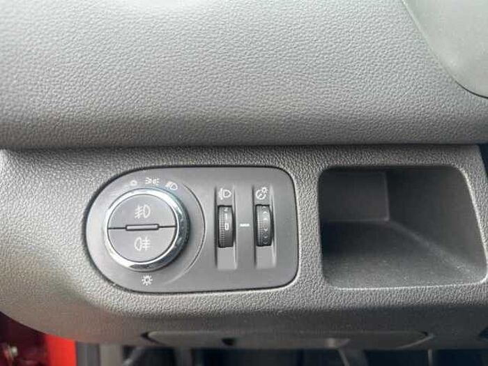 Opel Meriva 1.4 Edition, Klimaautomatik, PDC vo+hi