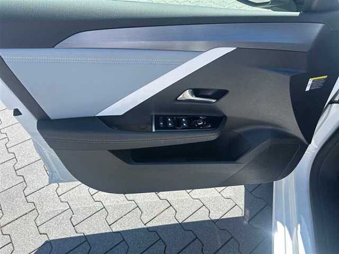 Opel Astra Sports Tourer Elegance 130Ps LED PDC SHZ Carplay uvm.