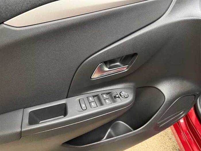 Opel Corsa Edition 1.2/Klima PDC Kamera SHZ Navi