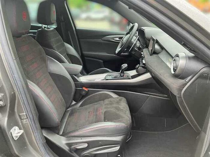Alfa Romeo Tonale 1.5 Hybrid Veloce ACC PDC Kamera Navi Sitz+Lenkradheizung