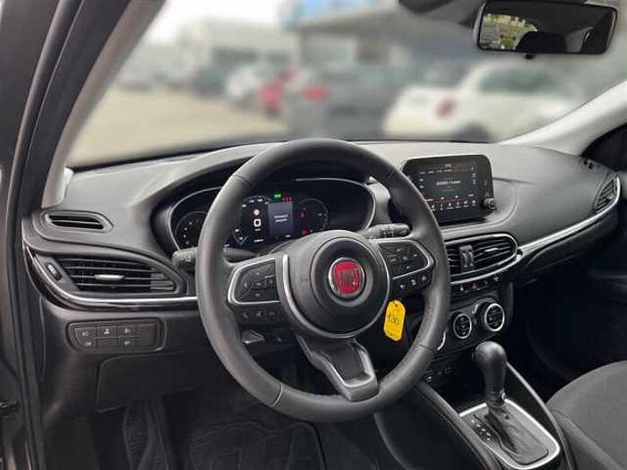 Fiat Tipo 1,2 Kombi mit RFK, ACC, Navi