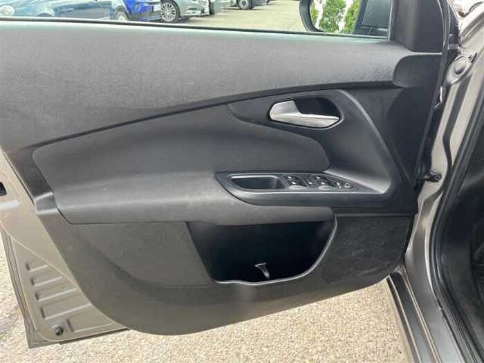 Fiat Tipo 1,2 Kombi mit RFK, ACC, Navi