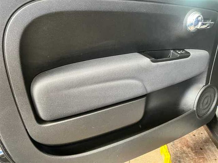 Fiat 500 1.0 Hybrid PDC Klima CarPlay Tempomat Alufelgen