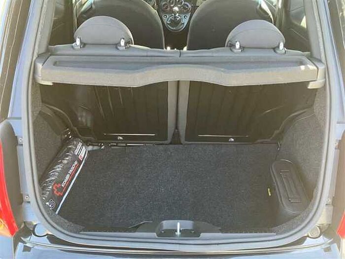 Fiat 500 1.0 Hybrid PDC Klima CarPlay Tempomat Alufelgen