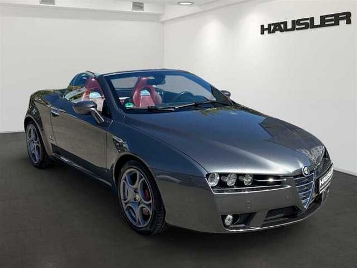 Alfa Romeo Spider 1.8 TBi Xenon PDC Sitzheizung Leder Poltrona Frau