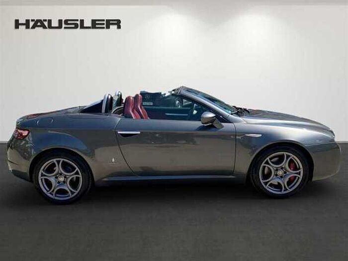 Alfa Romeo Spider 1.8 TBi Xenon PDC Sitzheizung Leder Poltrona Frau