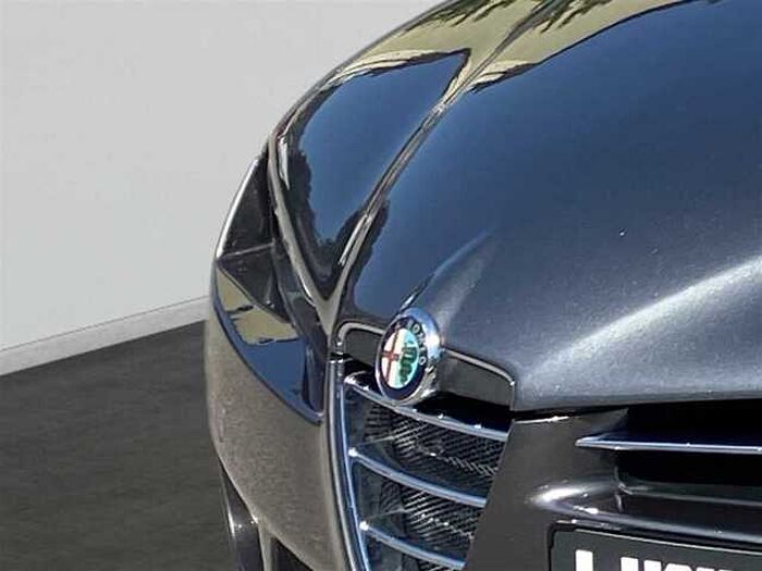 Alfa Romeo Spider 1.8 TBi Xenon PDC Sitzheizung Leder Poltrona Frau