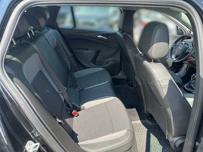 Opel Astra K ST Elegance Navi LED Kamera PDC SHZ Carplay uvm.