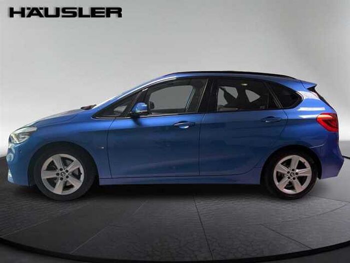 BMW 220 Active Tourer xDrive Automatik SchiebedachSitzheizung LED Navi
