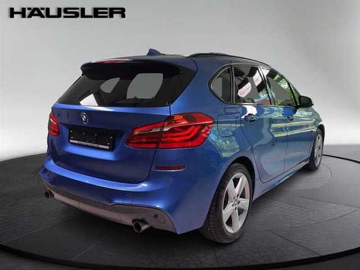 BMW 220 Active Tourer xDrive Automatik SchiebedachSitzheizung LED Navi