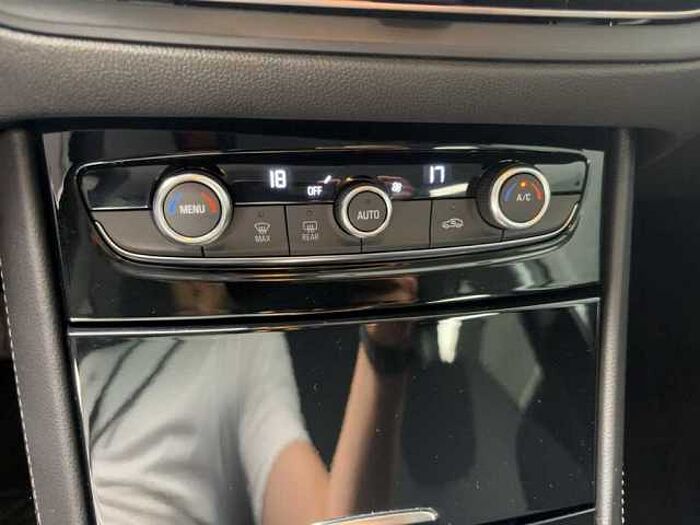 Opel Grandland X Enjoy 1.2 Automatik Klimaautomatik LED Navi Carplay
