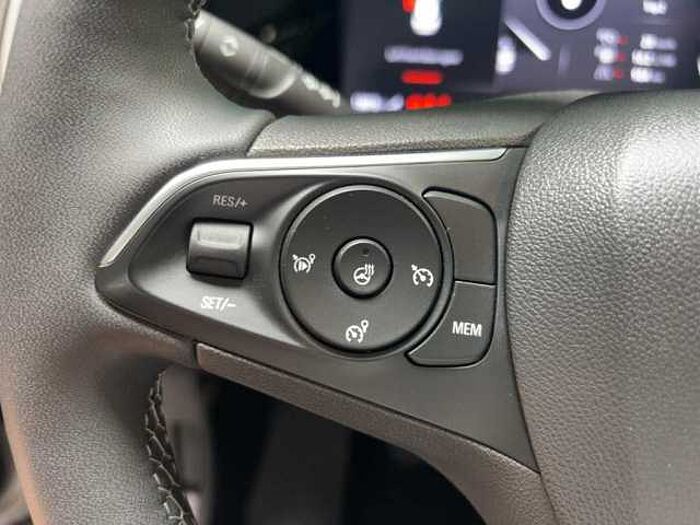 Opel Grandland X GS 1.2 Sitzheizung Kamera PDC Navi LED KeyLess
