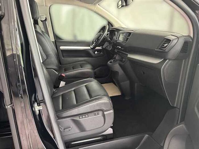 Opel Zafira Life 2.0 7-Sitzer Automatik Leder Kamera LED Navi