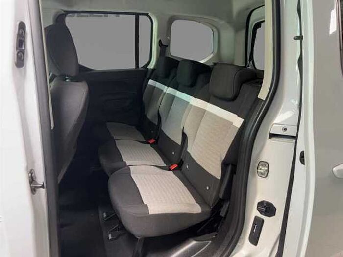 Citroen ë-Berlingo Shine Kamera PDC Sitzheizung Klimaautoamtik Navi