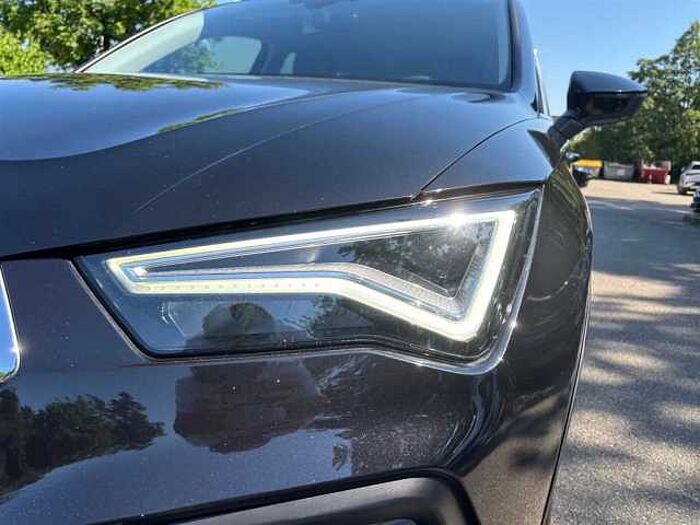 SEAT Ateca 2.0 TDI Xperience AHK, NAVI, Lenkradheiz. ,